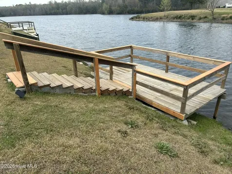 205 Antioch Lakes Road New Bern NC 28560