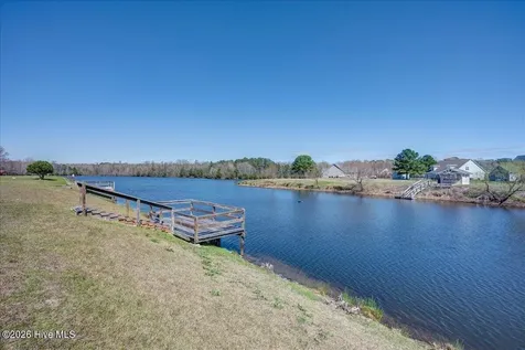 205 Antioch Lakes Road New Bern NC 28560
