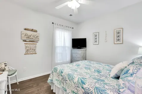 4011 Ruddy Duck Way Wilmington NC 28412