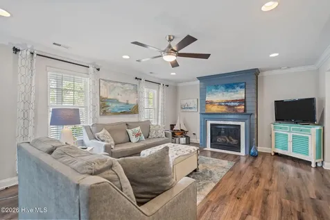 142 NE 14th Street Oak Island NC 28465