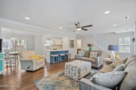142 NE 14th Street Oak Island NC 28465