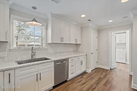 142 NE 14th Street Oak Island NC 28465