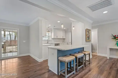 142 NE 14th Street Oak Island NC 28465