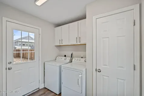 142 NE 14th Street Oak Island NC 28465