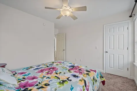142 NE 14th Street Oak Island NC 28465