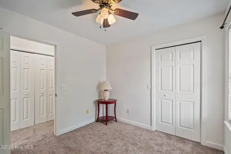 142 NE 14th Street Oak Island NC 28465