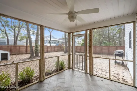 142 NE 14th Street Oak Island NC 28465