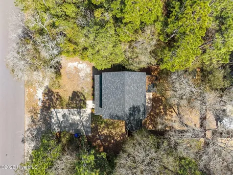 142 NE 14th Street Oak Island NC 28465