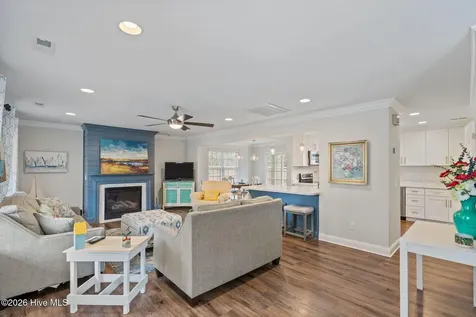 142 NE 14th Street Oak Island NC 28465