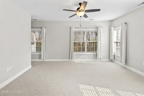 1926 Tara Court Greenville NC 27858