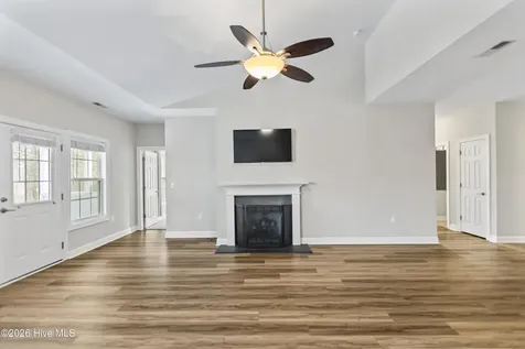 1926 Tara Court Greenville NC 27858