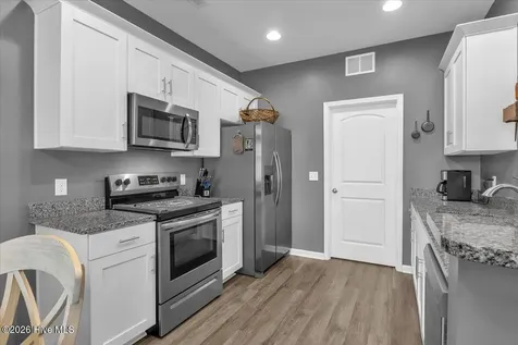 1404 Kinsley Court NE Leland NC 28451