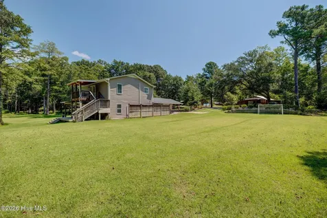 151 Pansy Lane Hampstead NC 28443