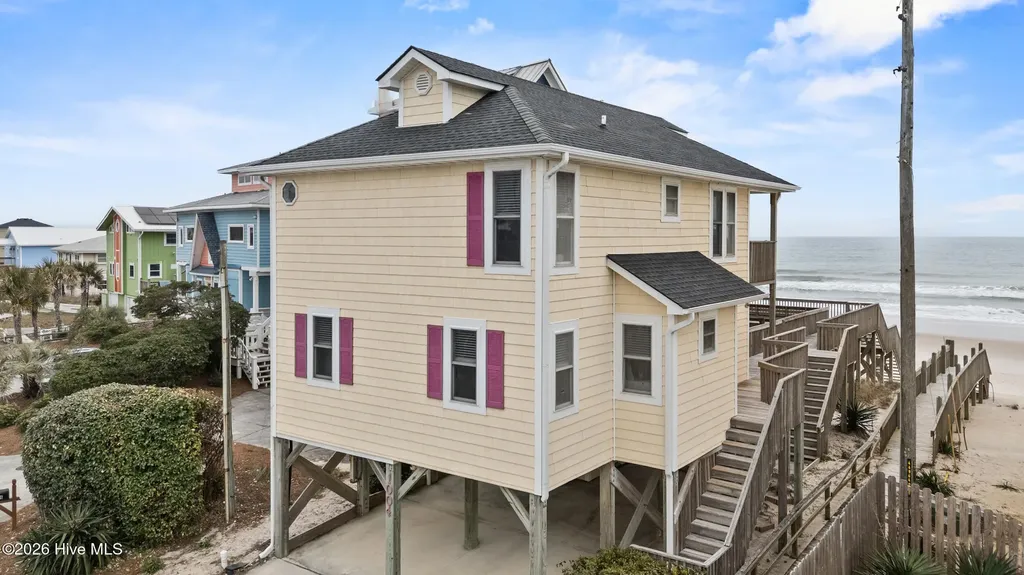 1004 N Shore Drive Surf City NC 28445