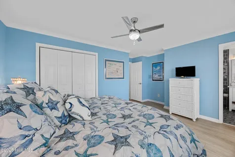 1004 N Shore Drive Surf City NC 28445