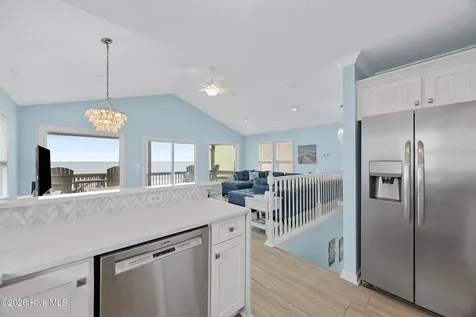 1004 N Shore Drive Surf City NC 28445
