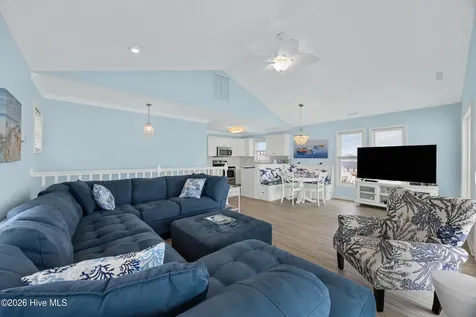 1004 N Shore Drive Surf City NC 28445