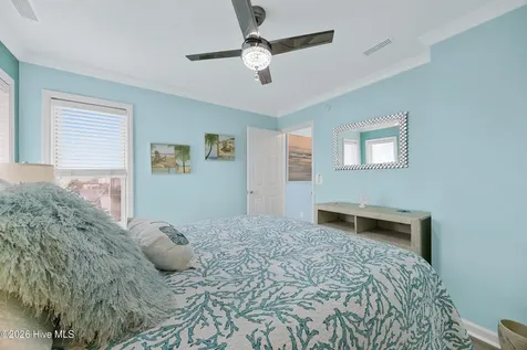 1004 N Shore Drive Surf City NC 28445