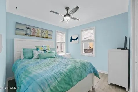 1004 N Shore Drive Surf City NC 28445