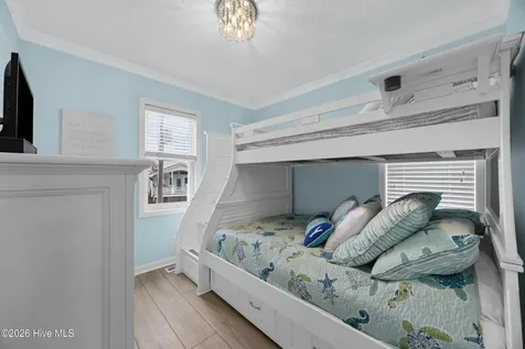 1004 N Shore Drive Surf City NC 28445