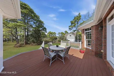 2816 St James Drive SE Southport NC 28461