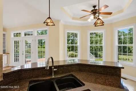 2816 St James Drive SE Southport NC 28461