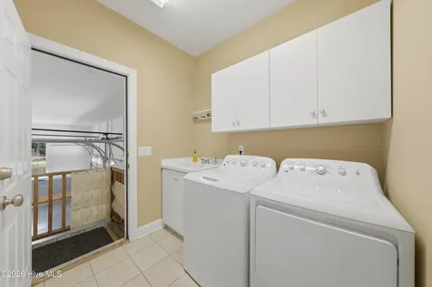 2816 St James Drive SE Southport NC 28461