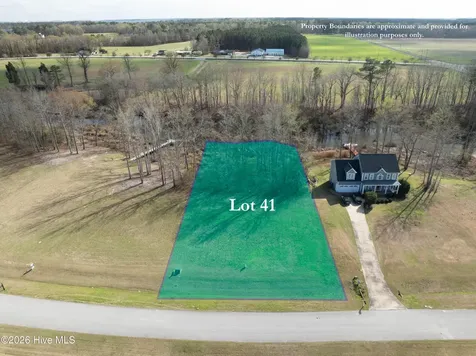 76 Bridgewater Drive S Bath NC 27808