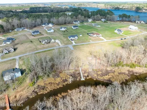 76 Bridgewater Drive S Bath NC 27808