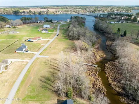 76 Bridgewater Drive S Bath NC 27808