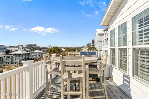 9055 W 9th Street Surf City NC 28445