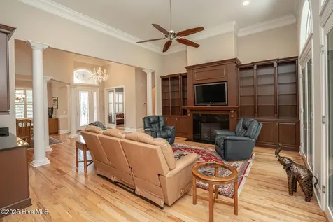 545 Gladstone Circle SW Ocean Isle Beach NC 28469