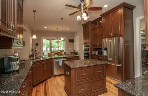 545 Gladstone Circle SW Ocean Isle Beach NC 28469