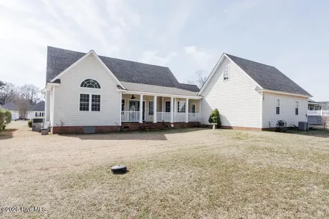 1465 Yorkshire Lane Rocky Mount NC 27803