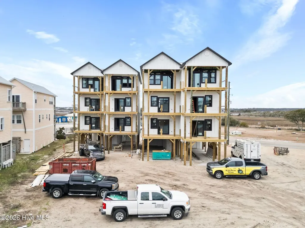 207 Shell Road Surf City NC 28445