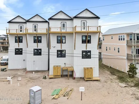 207 Shell Road Surf City NC 28445