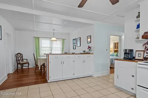 272 Highway 101 Beaufort NC 28516