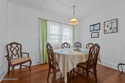 272 Highway 101 Beaufort NC 28516