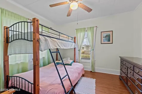 272 Highway 101 Beaufort NC 28516