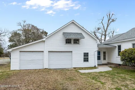 272 Highway 101 Beaufort NC 28516