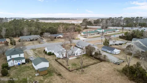 272 Highway 101 Beaufort NC 28516