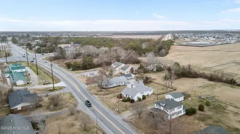 272 Highway 101 Beaufort NC 28516