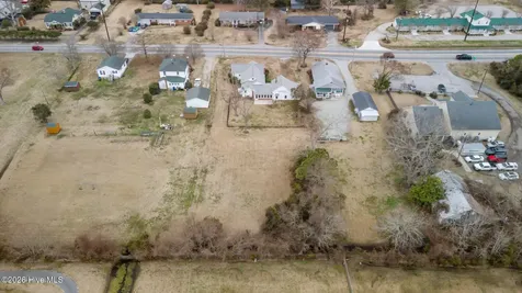 272 Highway 101 Beaufort NC 28516