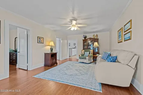 272 Highway 101 Beaufort NC 28516