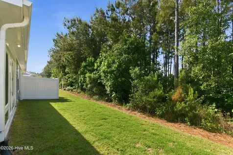 2948 Hatchers Run Leland NC 28451