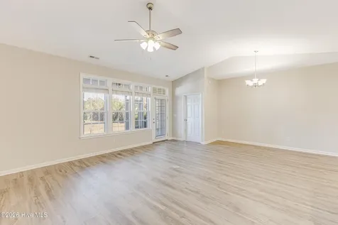 5118 Elton Drive SE Southport NC 28461