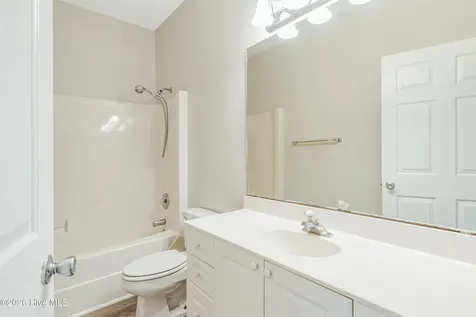 5118 Elton Drive SE Southport NC 28461