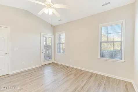 5118 Elton Drive SE Southport NC 28461