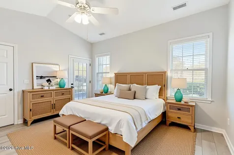 5118 Elton Drive SE Southport NC 28461