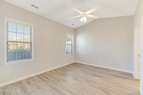 5118 Elton Drive SE Southport NC 28461
